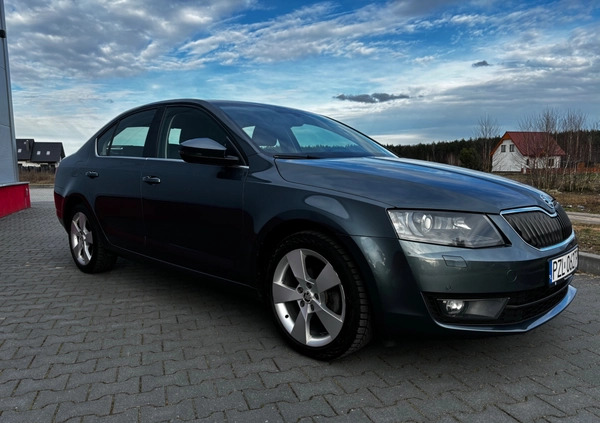 Skoda Octavia cena 45900 przebieg: 242000, rok produkcji 2016 z Jastrowie małe 79